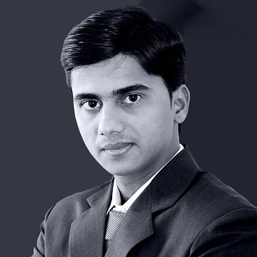 businessman-411487_640